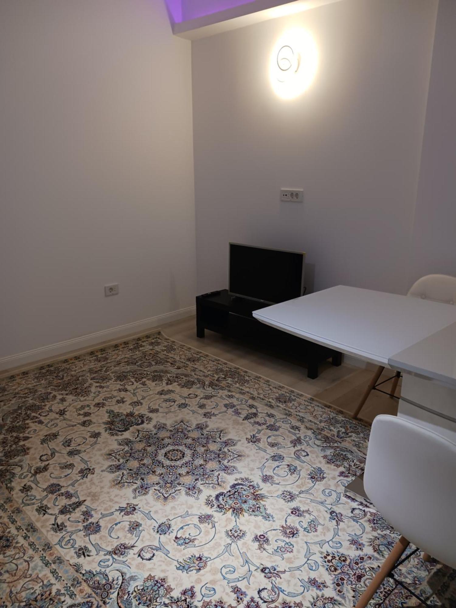 Myky Mouse Nu Primesc Santieristi Si Petrecareti Apartment Bucharest Exterior photo